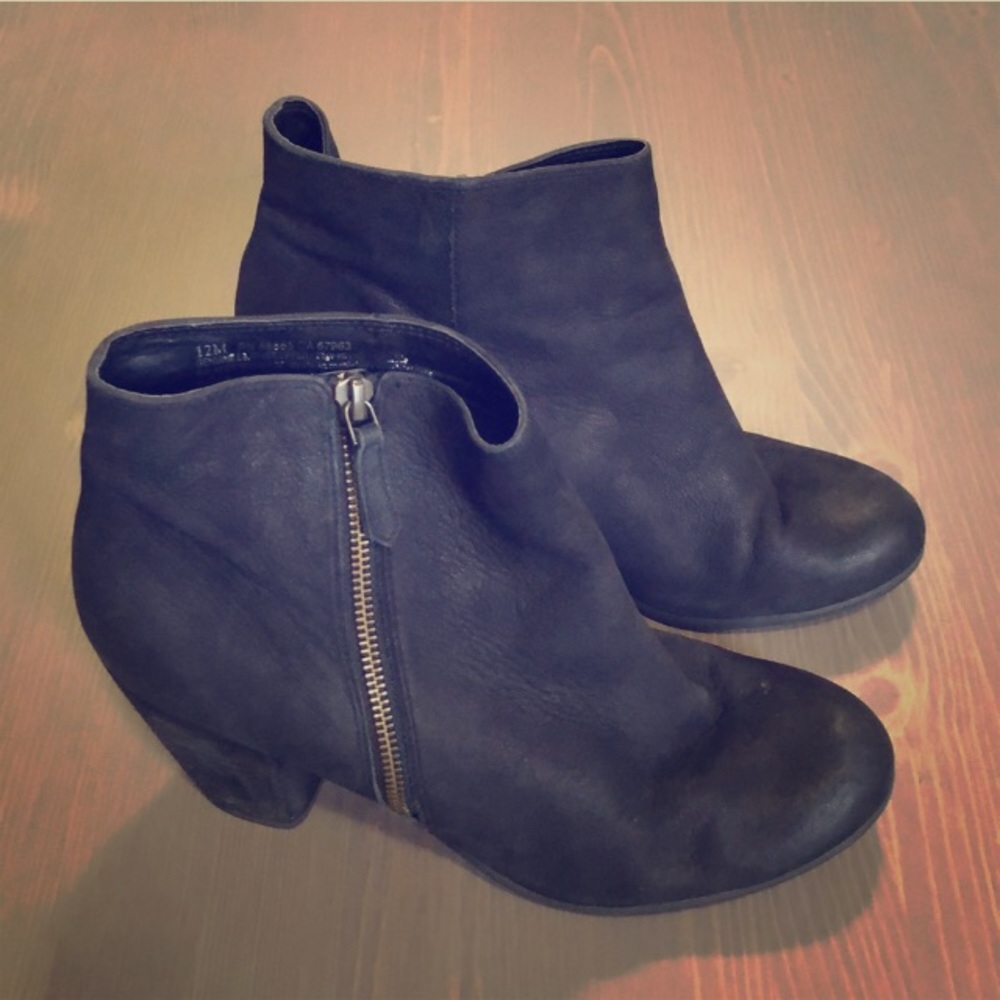 ⭐️New⭐️ Never worn Nordstrom BP leather Booties!